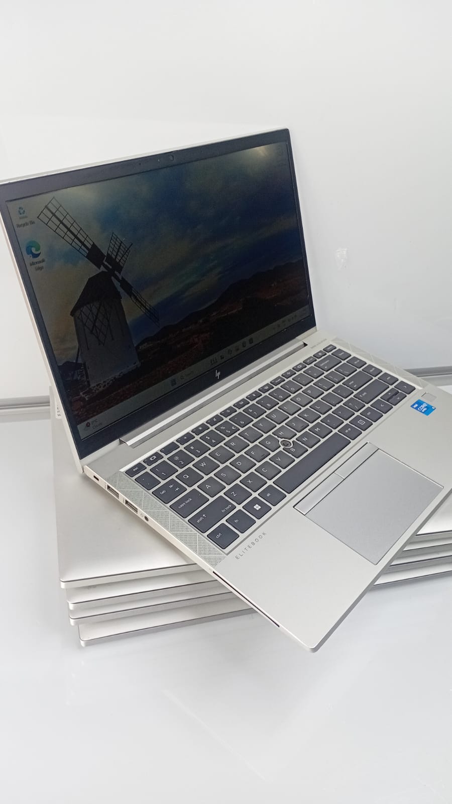 HP ELITEBOOK 840 G8 i5-11TH GEN - Image 2